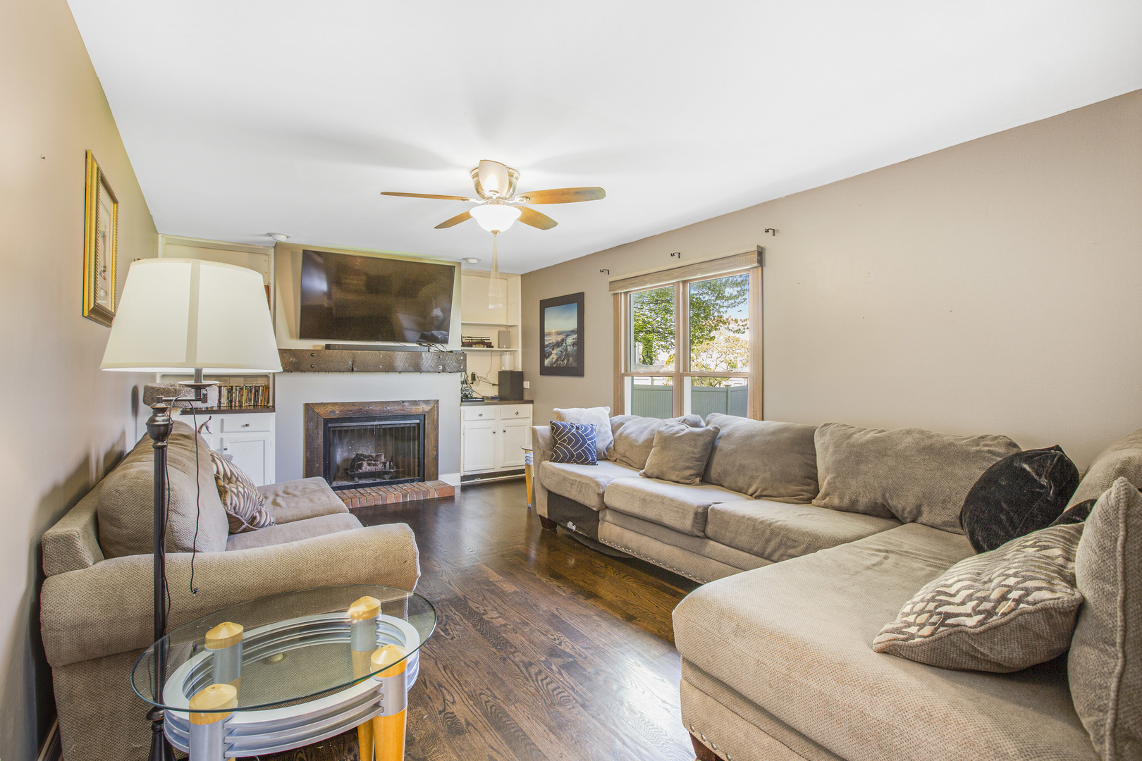 1300 Pembrook Circle Roselle IL 60172