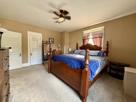 222 West Main Street Clinton IL 61727