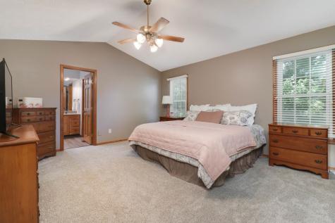3203 Eagle Crest Road Bloomington IL 61704