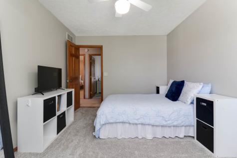 3203 Eagle Crest Road Bloomington IL 61704