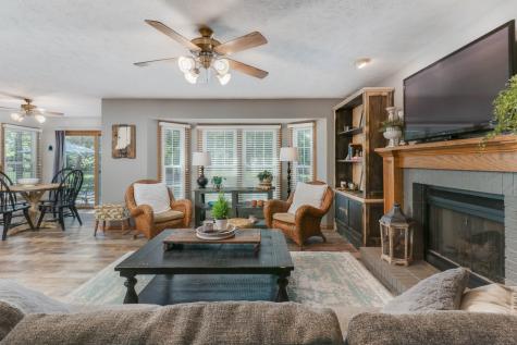 3203 Eagle Crest Road Bloomington IL 61704