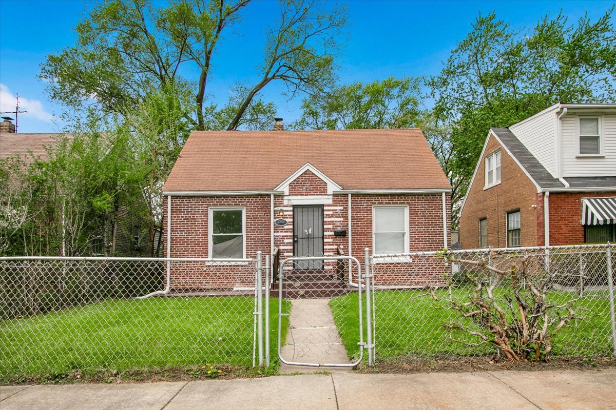 12908 South Wallace Street Chicago IL 60628