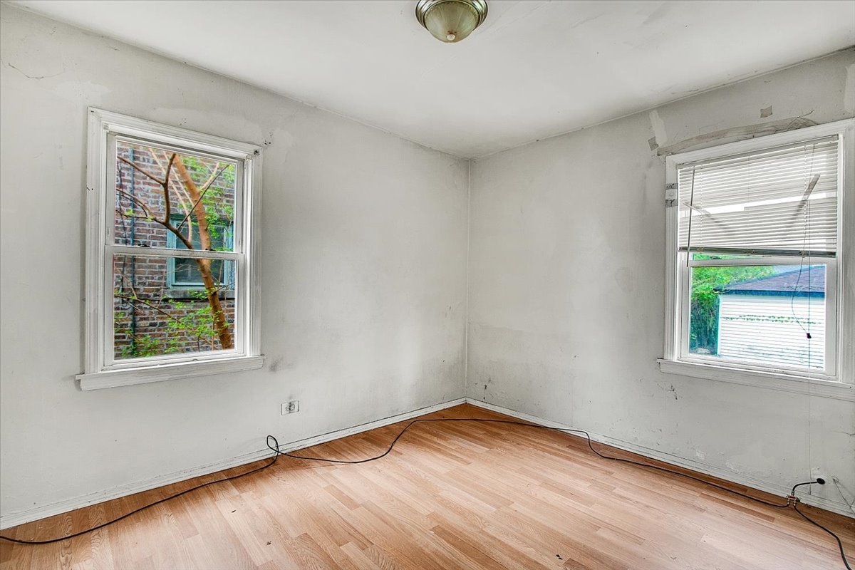 12908 South Wallace Street Chicago IL 60628