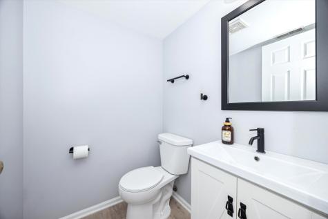 1673 Waterford Road North Aurora IL 60542