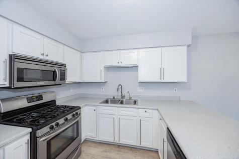 1673 Waterford Road North Aurora IL 60542