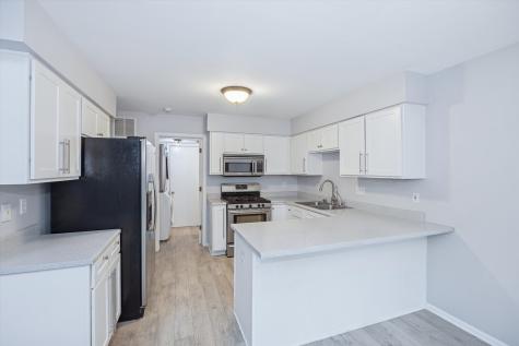 1673 Waterford Road North Aurora IL 60542