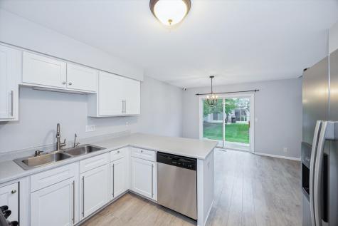 1673 Waterford Road North Aurora IL 60542