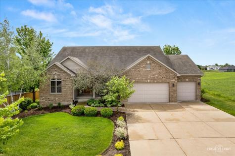 724 Emanuel Lane Sycamore IL 60178