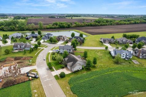 724 Emanuel Lane Sycamore IL 60178