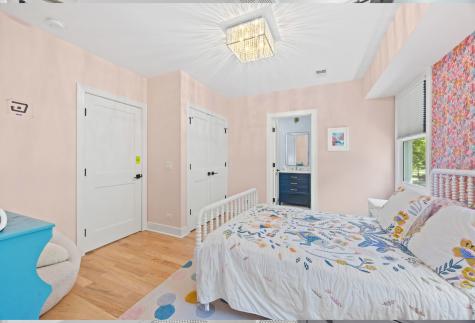 527 Woodbine Avenue Oak Park IL 60302