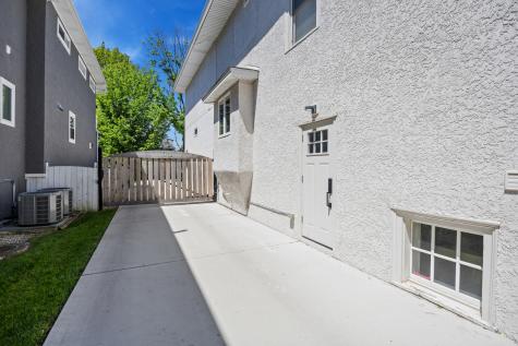 527 Woodbine Avenue Oak Park IL 60302