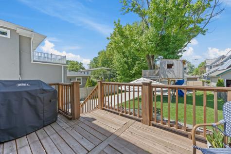 527 Woodbine Avenue Oak Park IL 60302