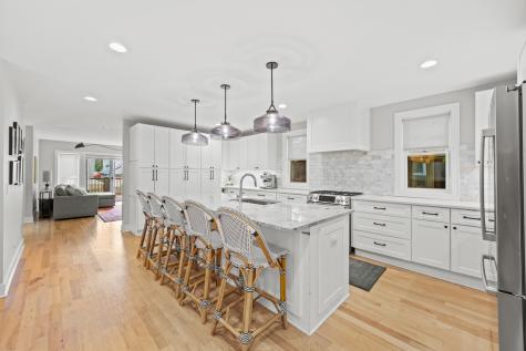 527 Woodbine Avenue Oak Park IL 60302