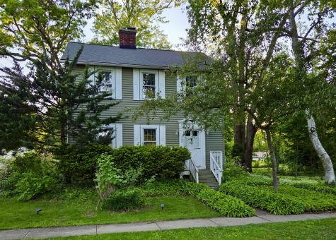 552 Highland Avenue West Chicago IL 60185