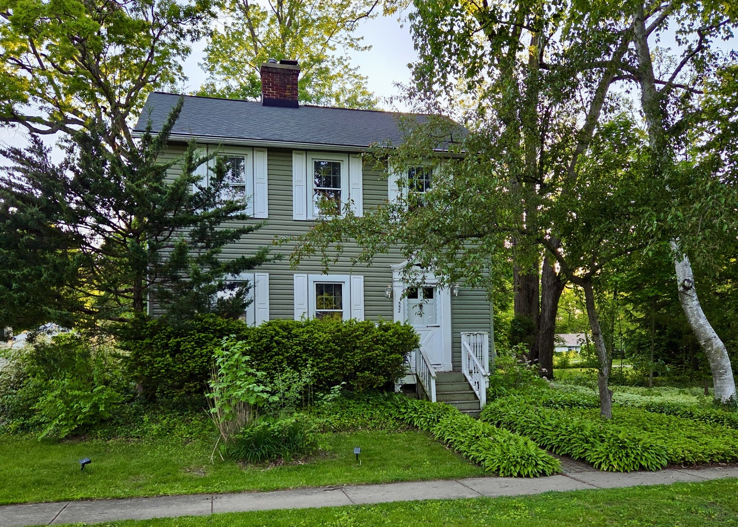 552 Highland Avenue West Chicago IL 60185