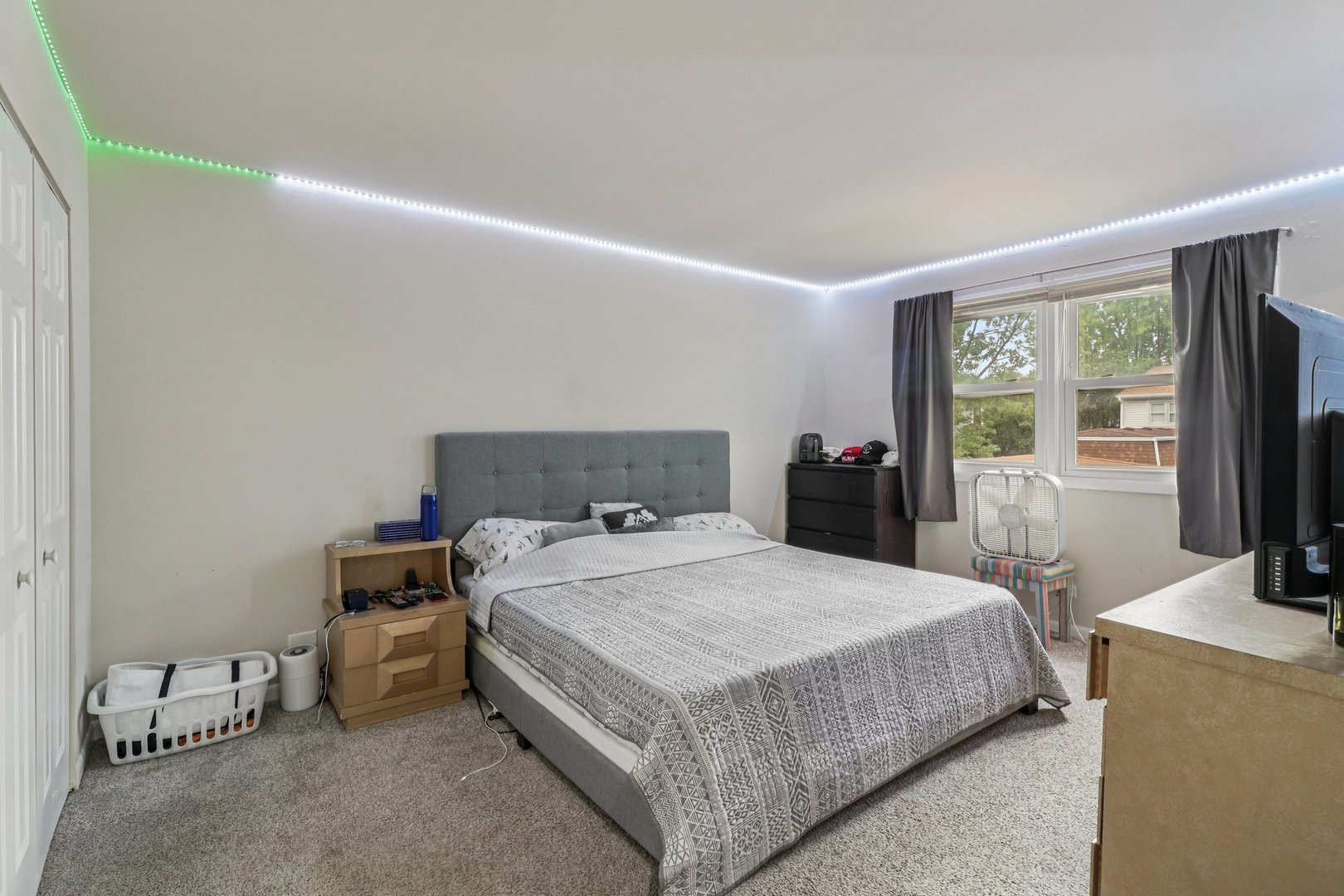 556 Leslie Lane Bolingbrook IL 60440