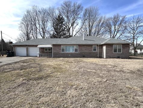 1107 Locust Street Sterling IL 61081