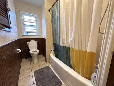 1107 Locust Street Sterling IL 61081