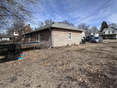 1107 Locust Street Sterling IL 61081