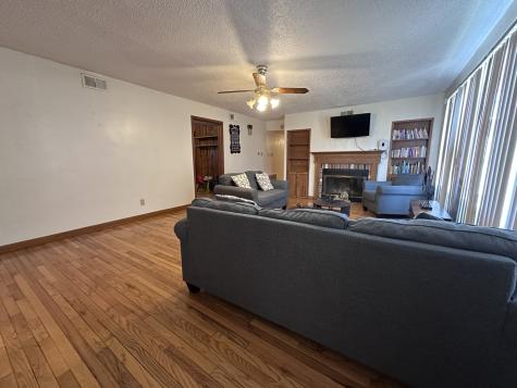 1107 Locust Street Sterling IL 61081