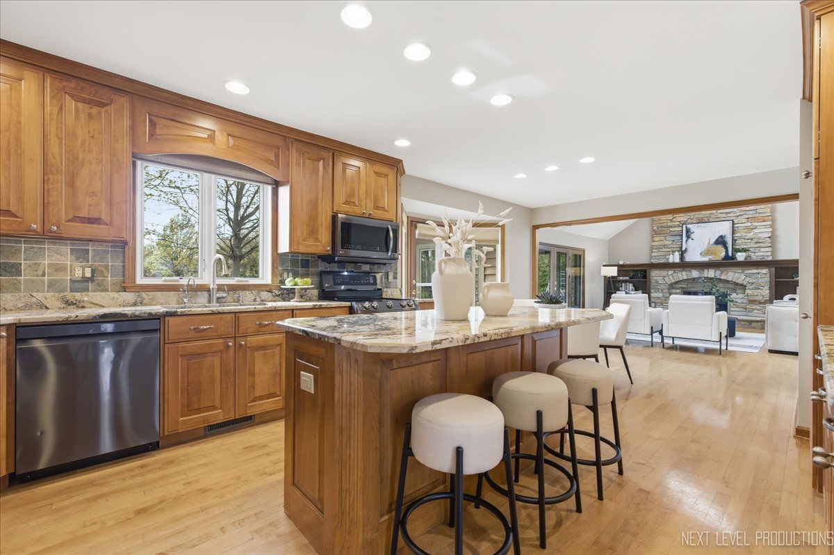 1872 Jahns Drive Wheaton IL 60189
