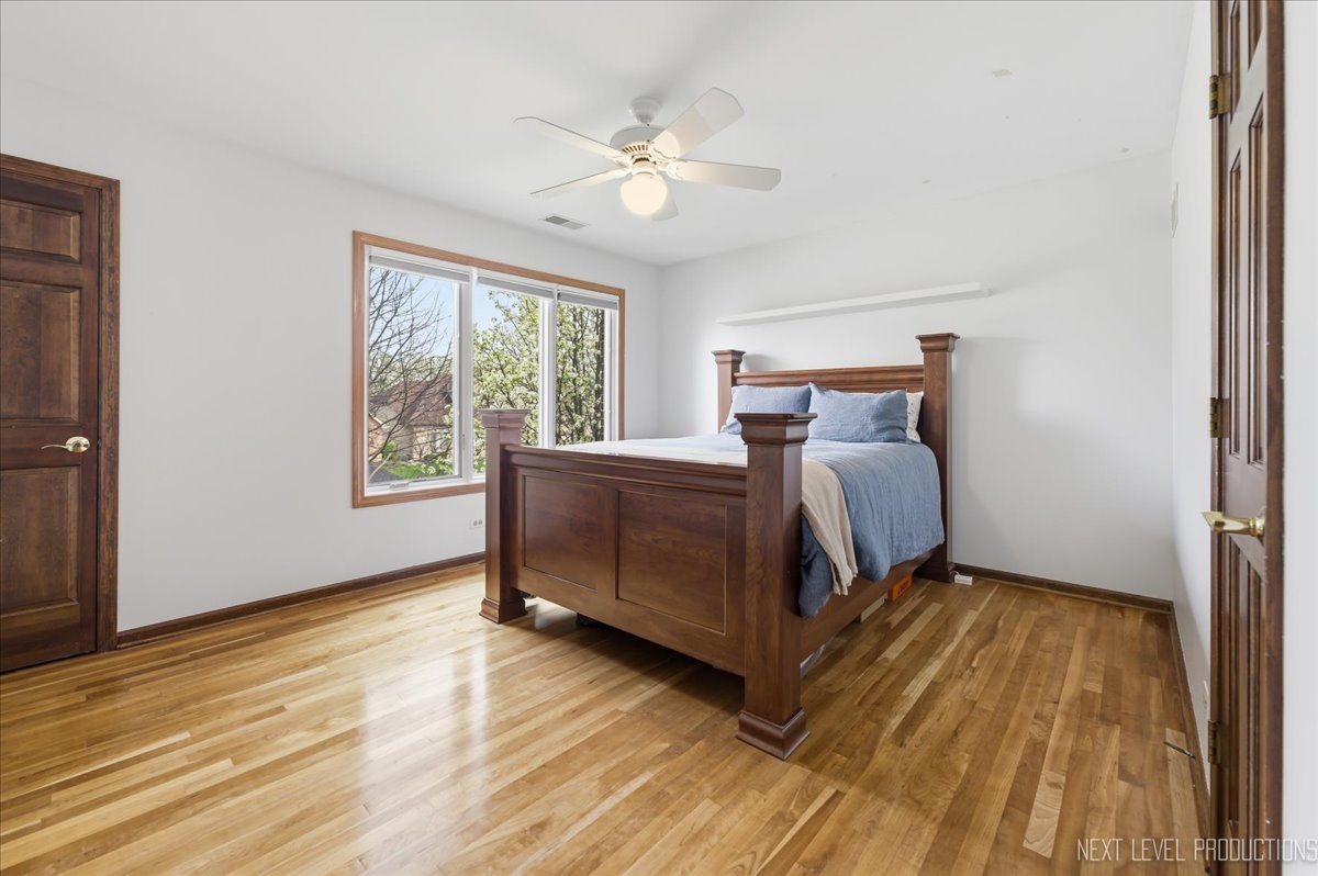 1872 Jahns Drive Wheaton IL 60189
