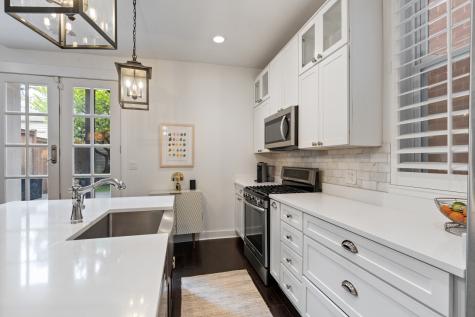 2626 North Wayne Avenue Chicago IL 60614