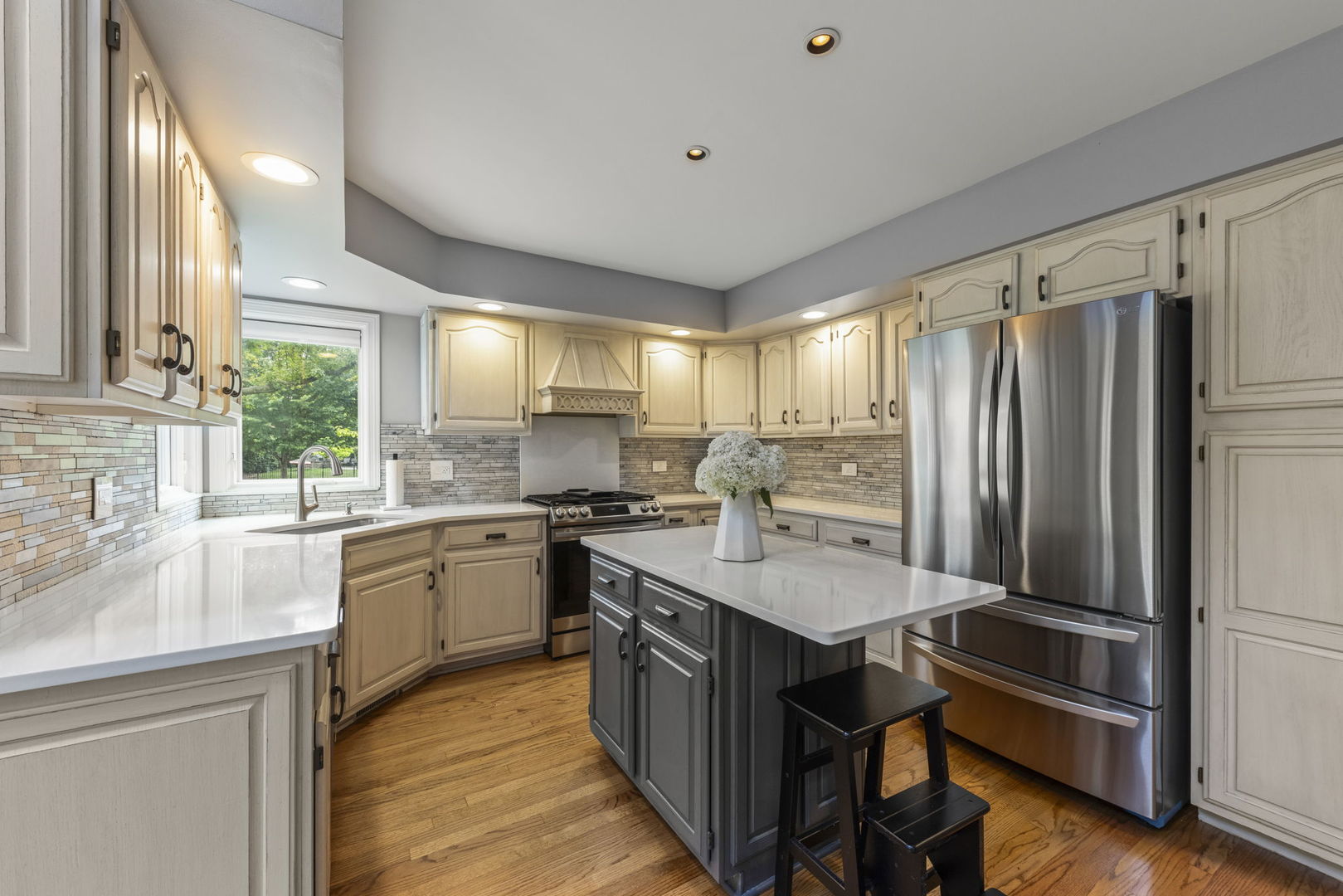 816 Spindletree Avenue Naperville IL 60565