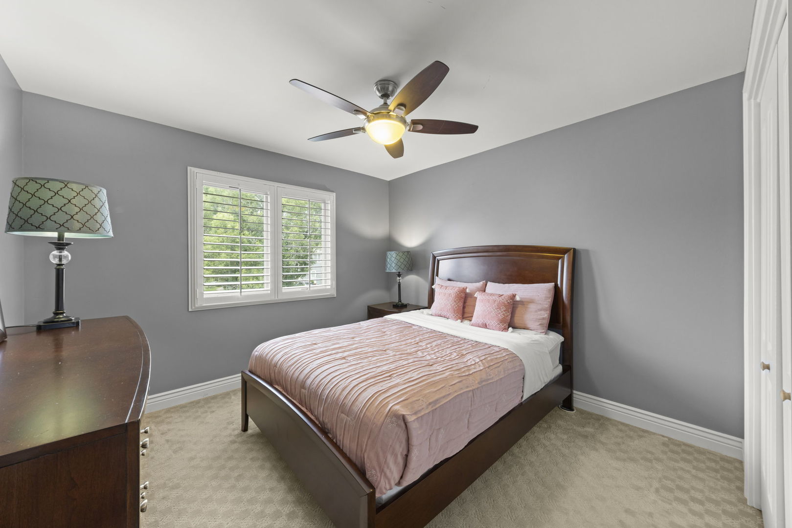 816 Spindletree Avenue Naperville IL 60565