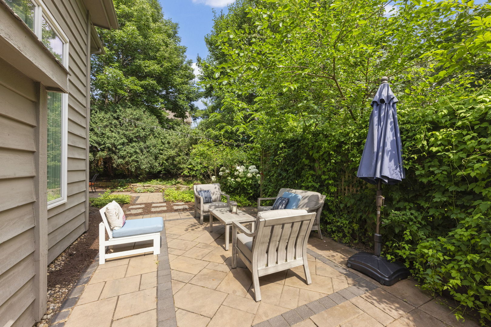 816 Spindletree Avenue Naperville IL 60565