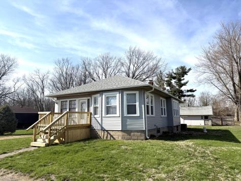 302 West Division Street Amboy IL 61310