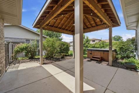 8424 168TH Street Tinley Park IL 60487