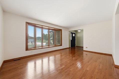 8424 168TH Street Tinley Park IL 60487