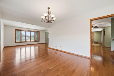 8424 168TH Street Tinley Park IL 60487