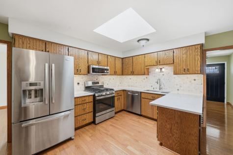 8424 168TH Street Tinley Park IL 60487