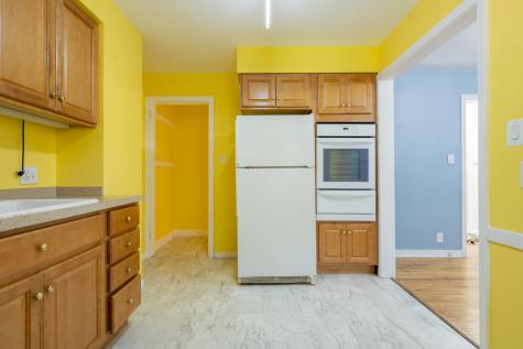 193 Fellows Court Elmhurst IL 60126