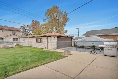 9137 Orchard Lane Bridgeview IL 60455