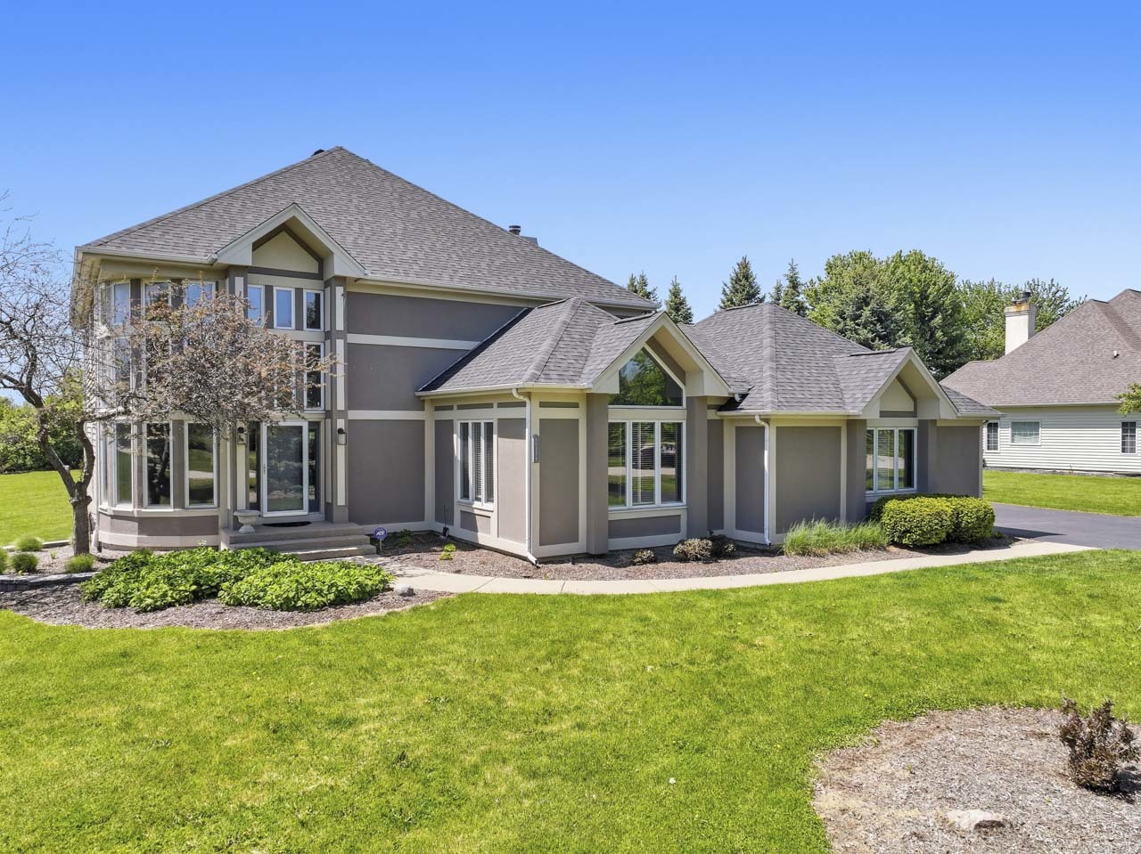 6N274 West Ridgewood Lane St. Charles IL 60175