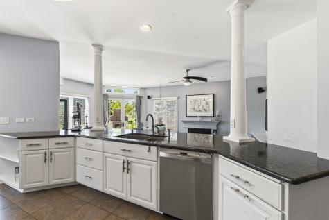 6N274 West Ridgewood Lane St. Charles IL 60175