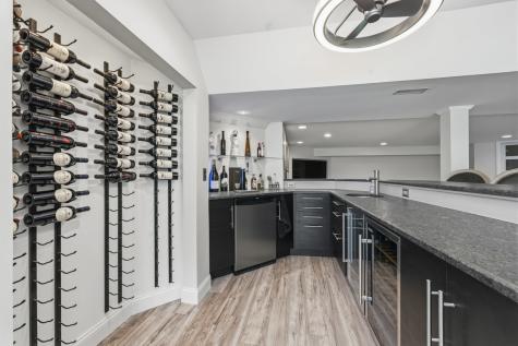 6N274 West Ridgewood Lane St. Charles IL 60175