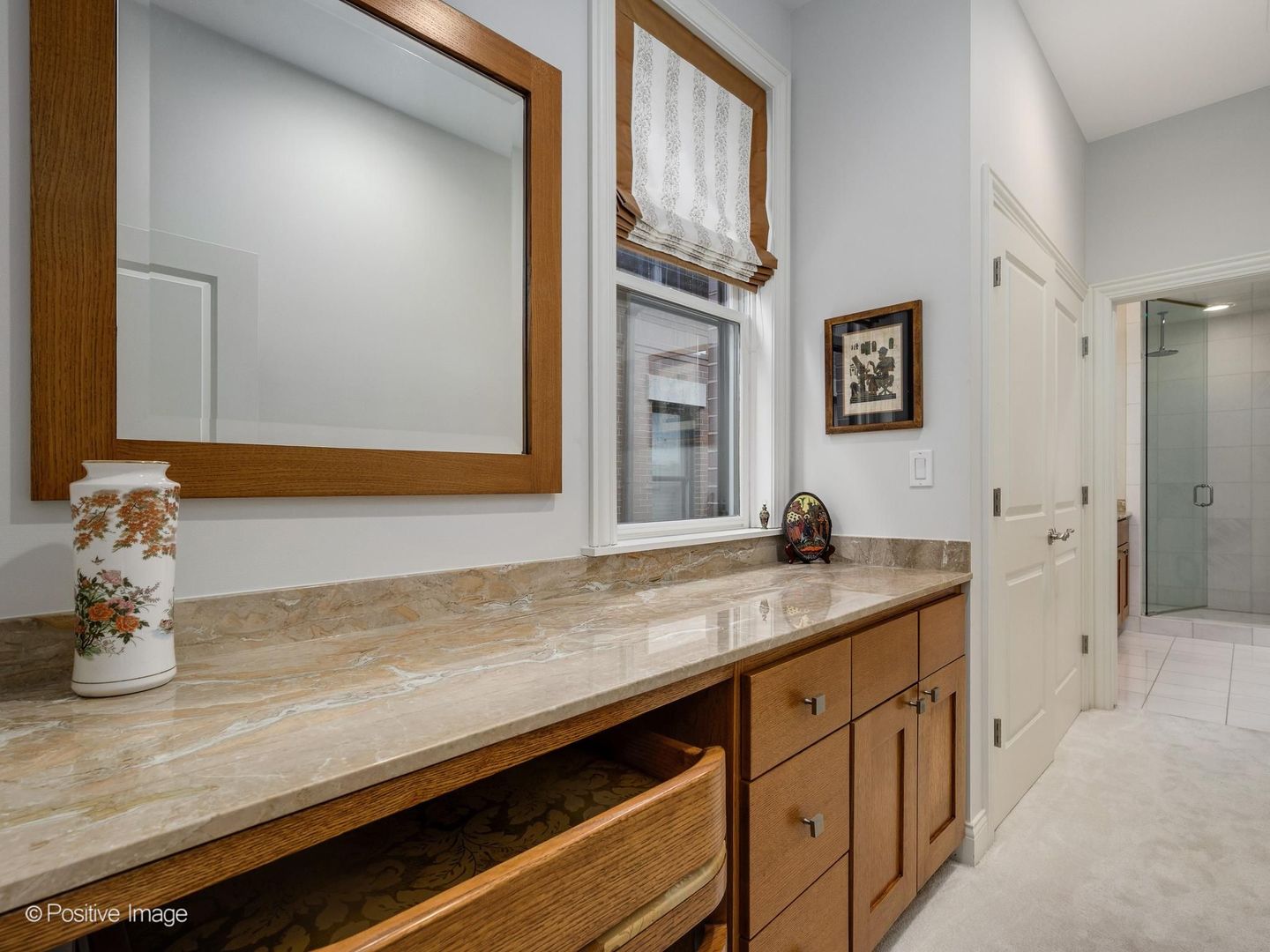 2664 North Hartland Court Chicago IL 60614
