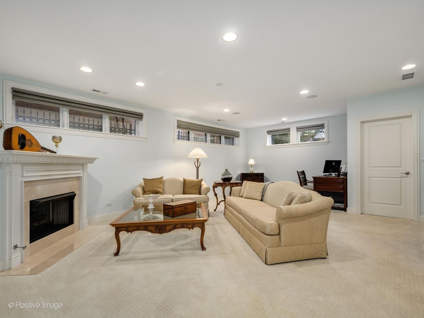 2664 North Hartland Court Chicago IL 60614