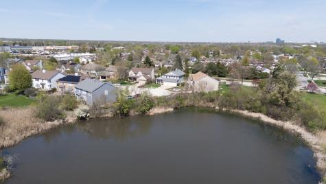654 Easton Lane Elk Grove Village IL 60007