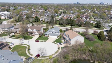 654 Easton Lane Elk Grove Village IL 60007