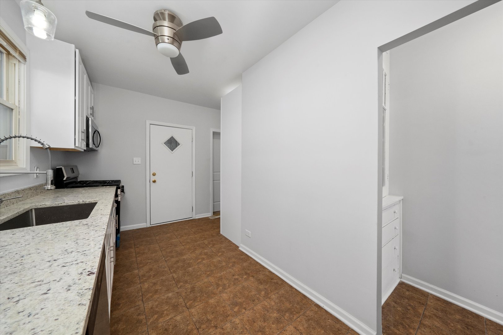 432 East 88th Street Chicago IL 60619