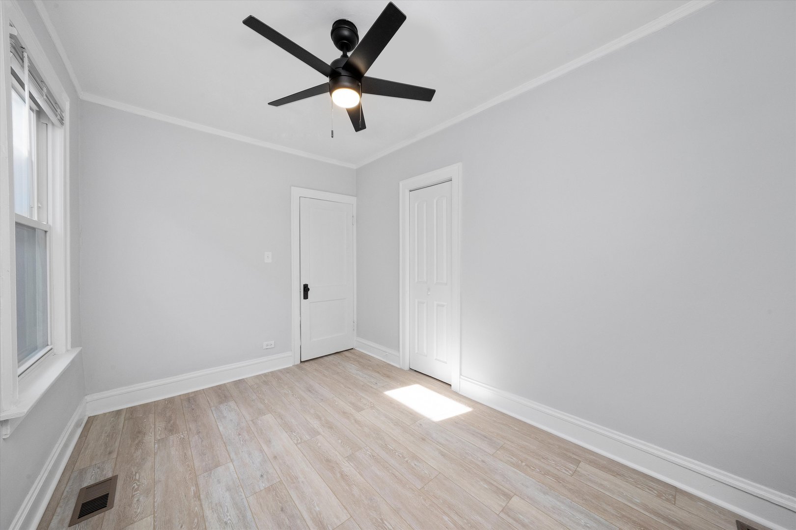 432 East 88th Street Chicago IL 60619