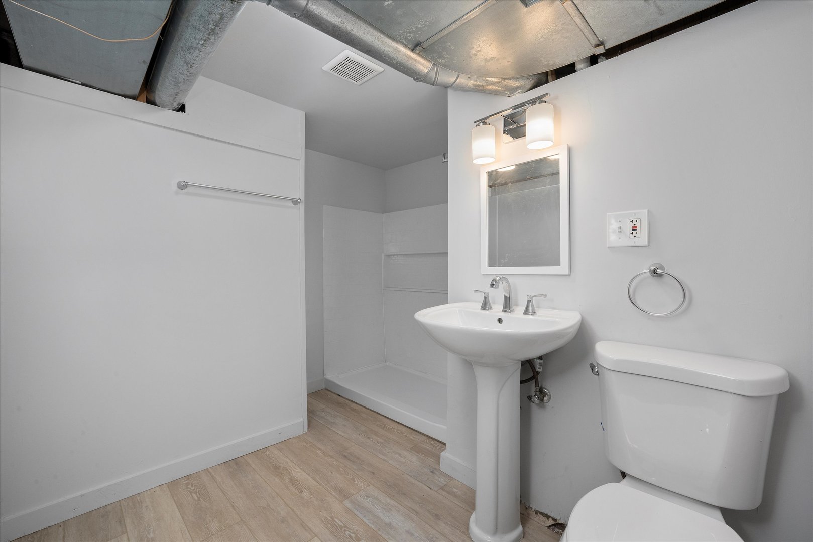 432 East 88th Street Chicago IL 60619