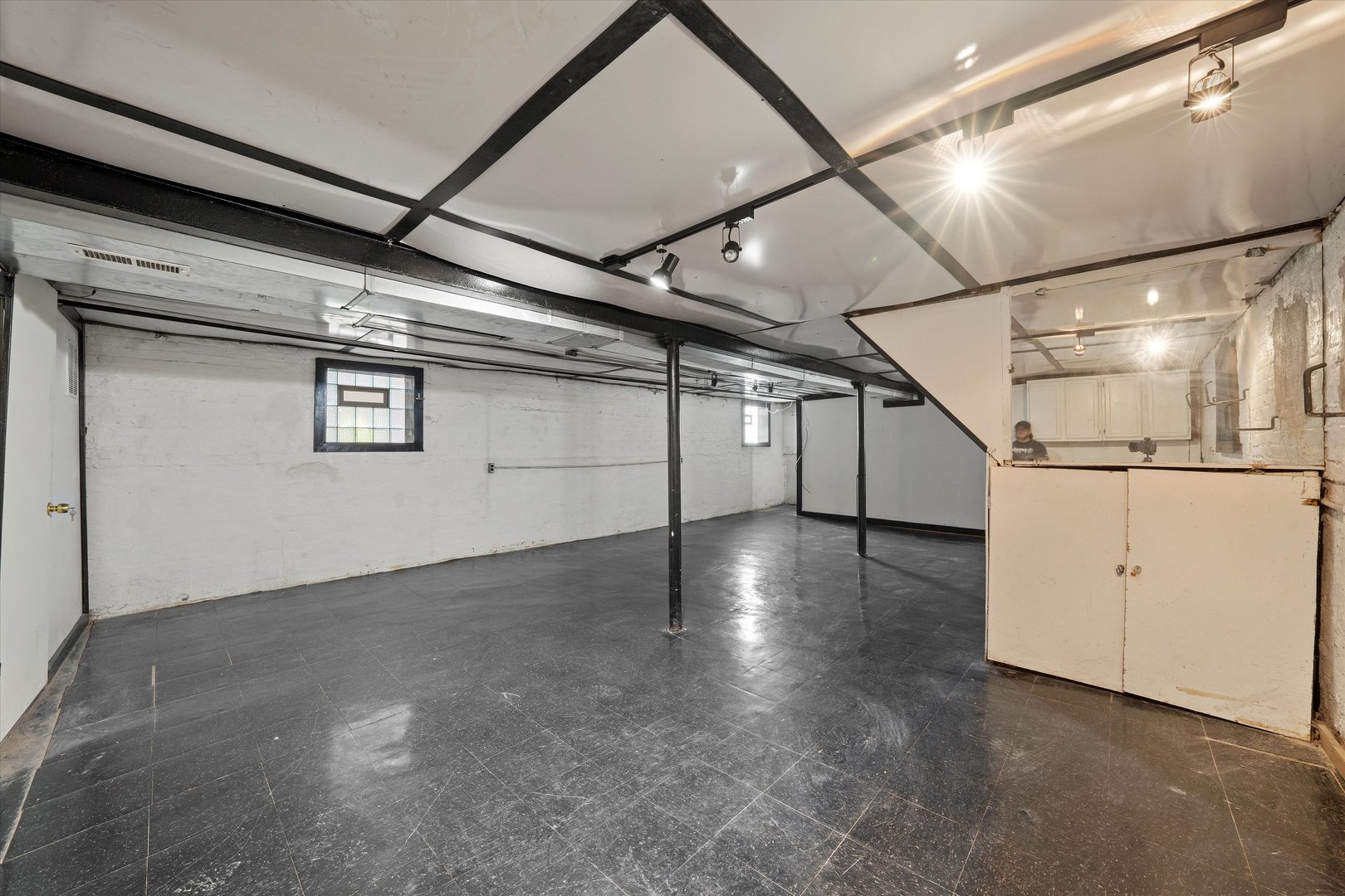 432 East 88th Street Chicago IL 60619