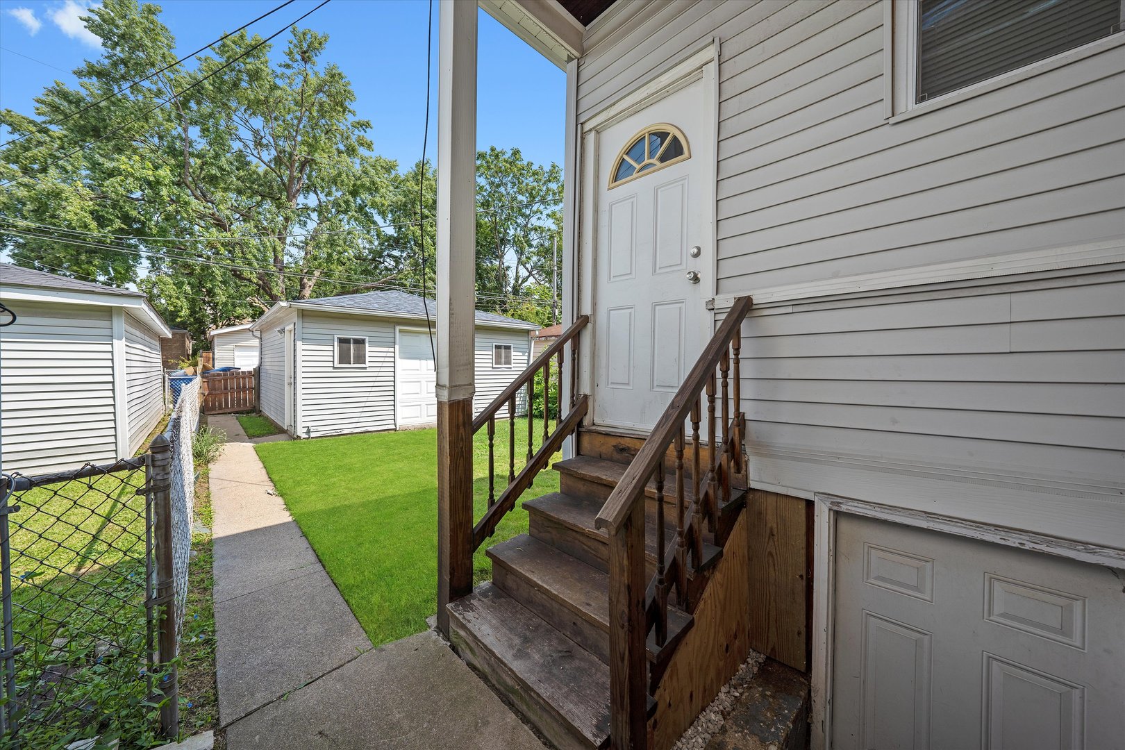 432 East 88th Street Chicago IL 60619