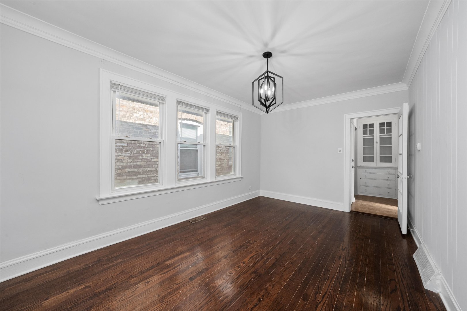 432 East 88th Street Chicago IL 60619